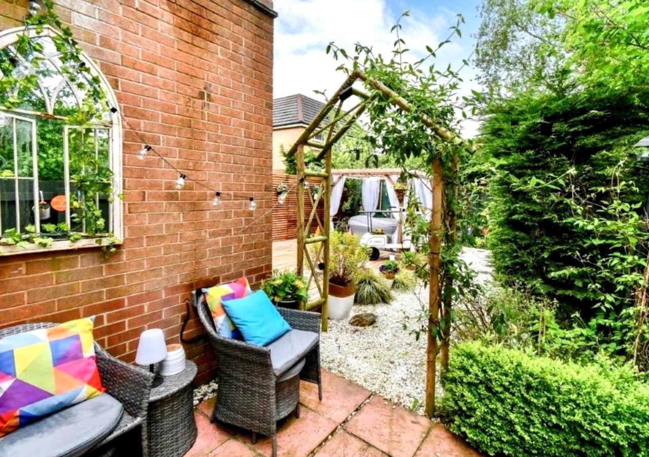 Cosy Garden Flat, Private Hot Tub & Four Poster Bed Διαμέρισμα Γιορκ Εξωτερικό φωτογραφία